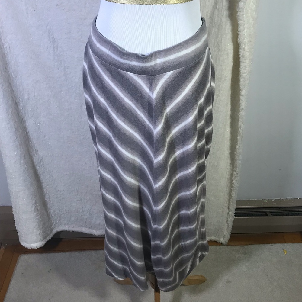 Long maxi skirt